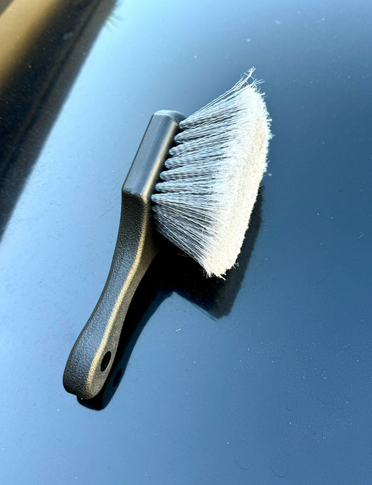 Tire Scrubbing Brush